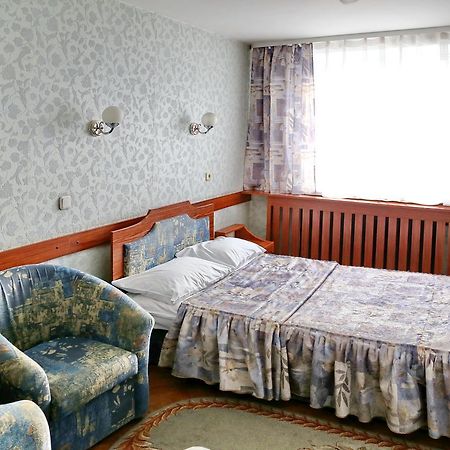 Turist Hotel Grodno Bagian luar foto