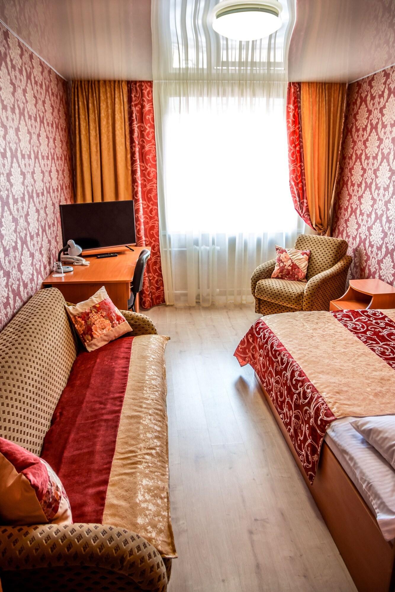 Turist Hotel Grodno Bagian luar foto